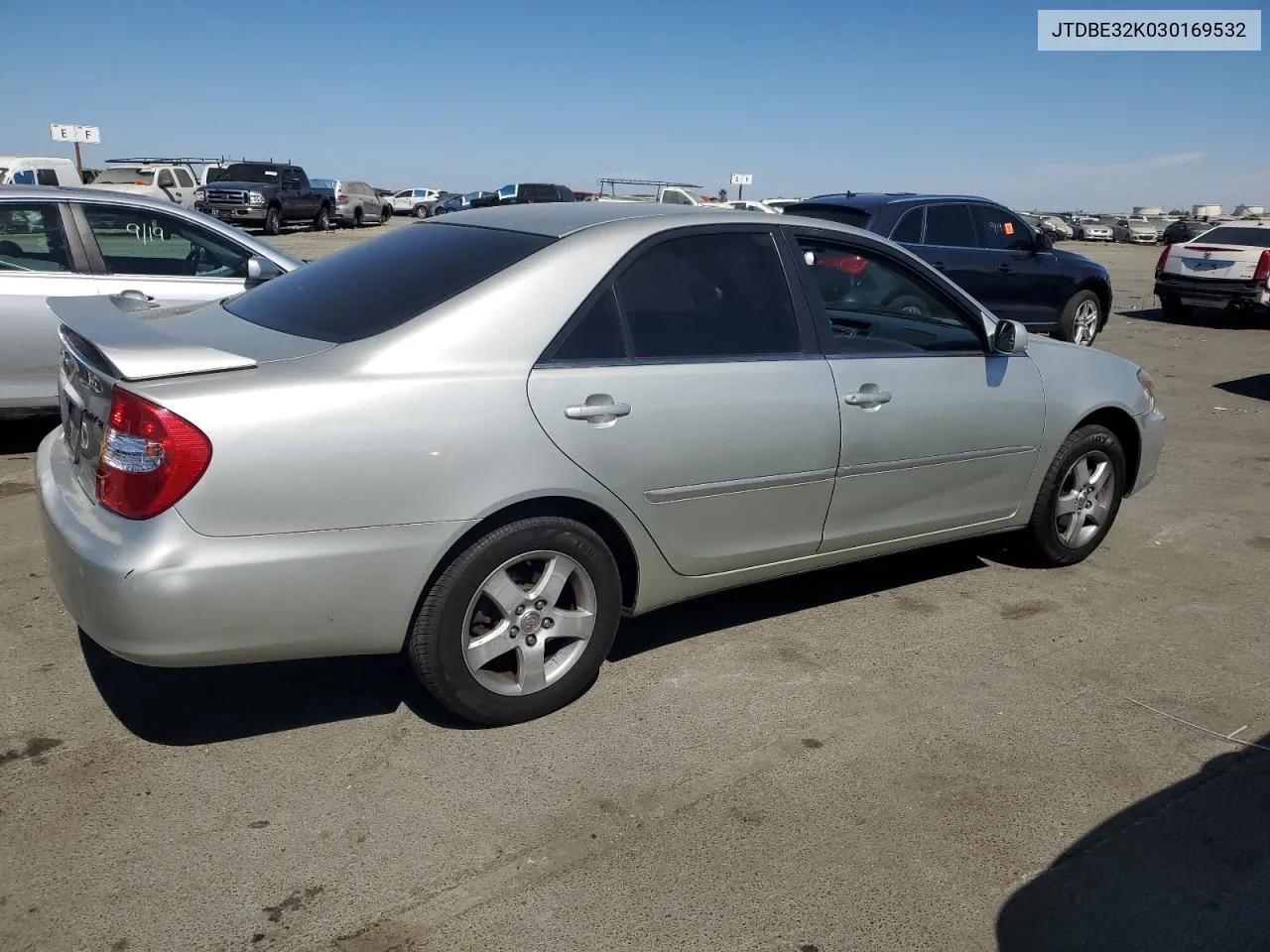 2003 Toyota Camry Le VIN: JTDBE32K030169532 Lot: 71656614