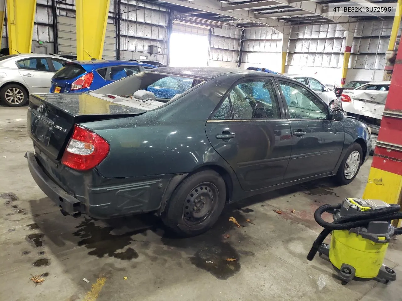 2003 Toyota Camry Le VIN: 4T1BE32K13U725951 Lot: 71744483