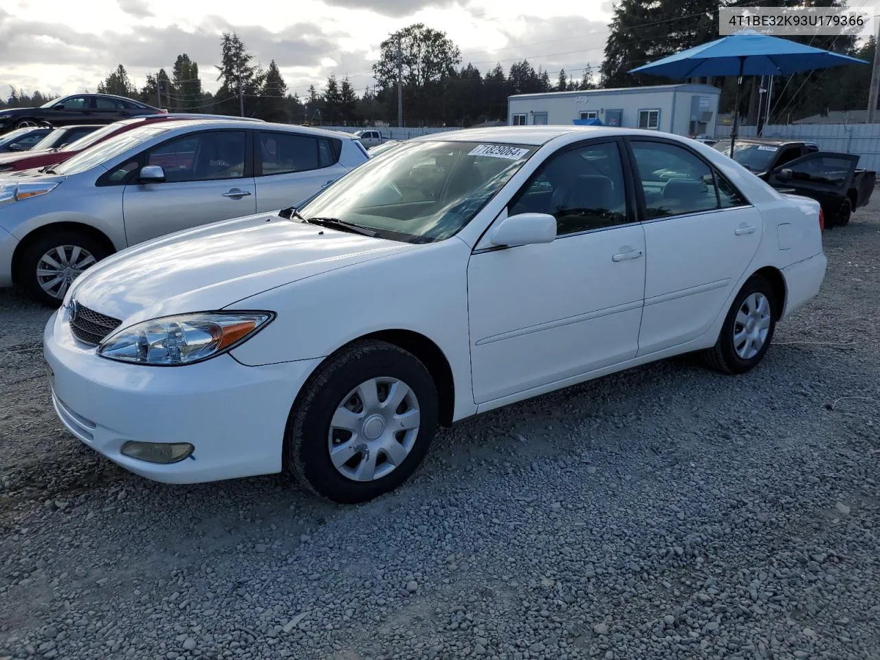 2003 Toyota Camry Le VIN: 4T1BE32K93U179366 Lot: 71829064