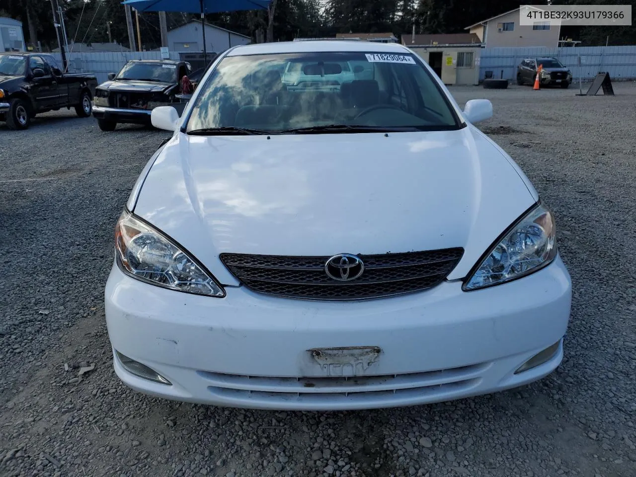 2003 Toyota Camry Le VIN: 4T1BE32K93U179366 Lot: 71829064