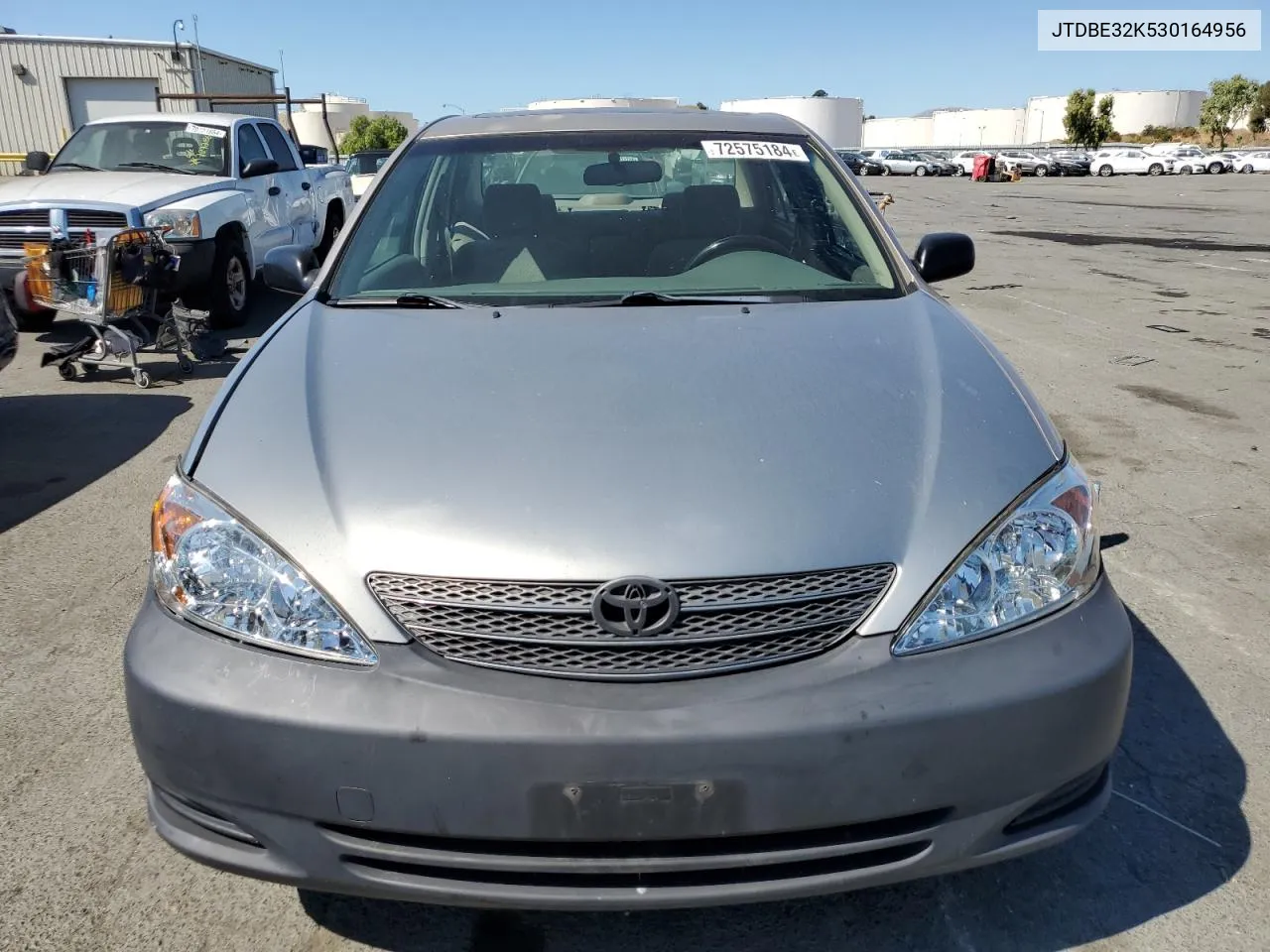 2003 Toyota Camry Le VIN: JTDBE32K530164956 Lot: 72575184