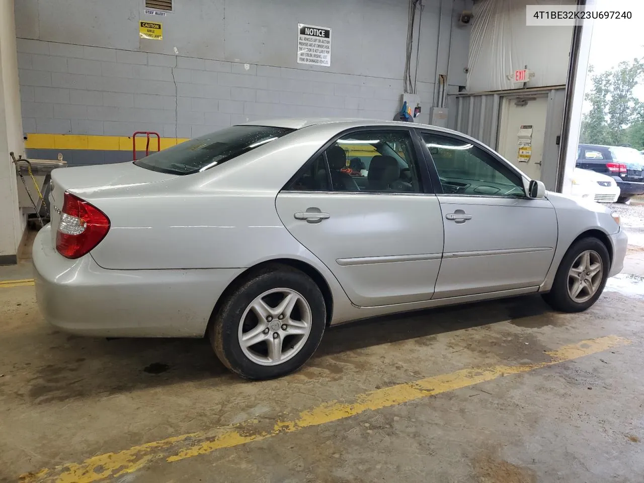 2003 Toyota Camry Le VIN: 4T1BE32K23U697240 Lot: 73246504