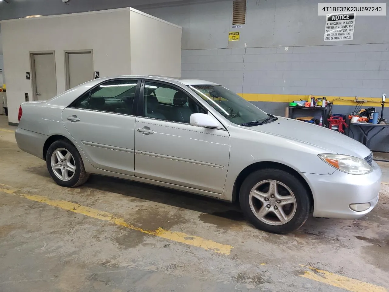 2003 Toyota Camry Le VIN: 4T1BE32K23U697240 Lot: 73246504