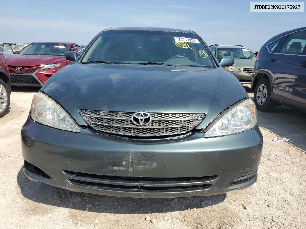 2003 Toyota Camry Le VIN: JTDBE32K930175927 Lot: 74717234