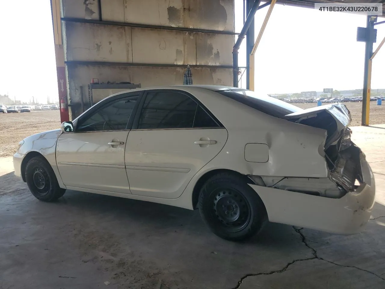 2003 Toyota Camry Le VIN: 4T1BE32K43U220678 Lot: 74751714