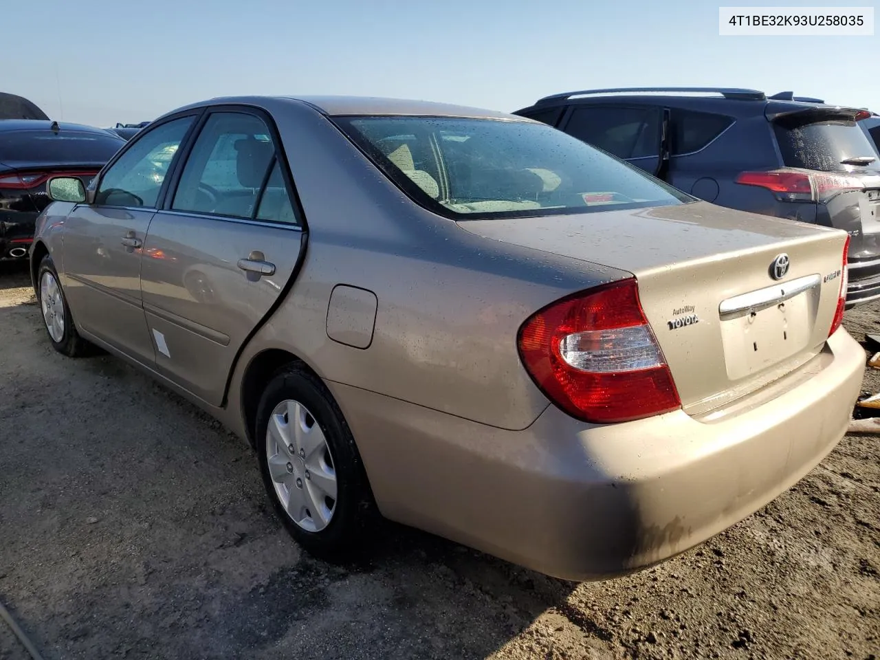 2003 Toyota Camry Le VIN: 4T1BE32K93U258035 Lot: 74777574