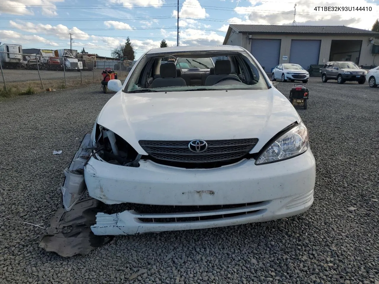 2003 Toyota Camry Le VIN: 4T1BE32K93U144410 Lot: 74829234