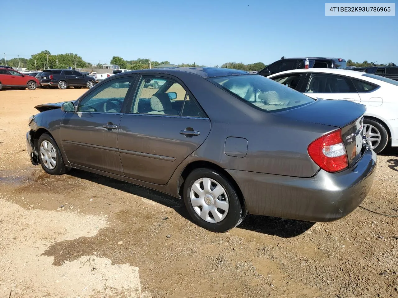 2003 Toyota Camry Le VIN: 4T1BE32K93U786965 Lot: 75629314