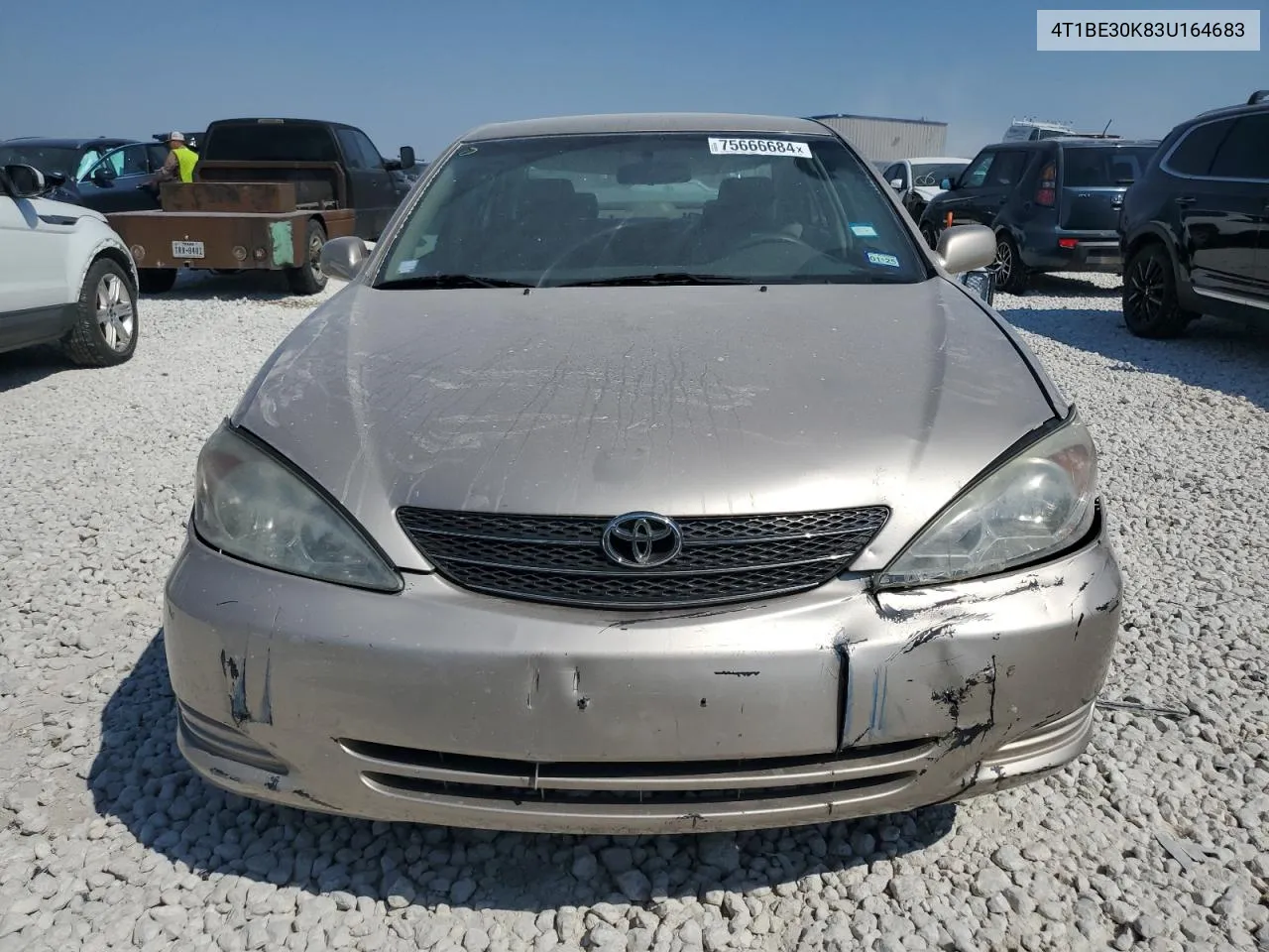 2003 Toyota Camry Le VIN: 4T1BE30K83U164683 Lot: 75666684