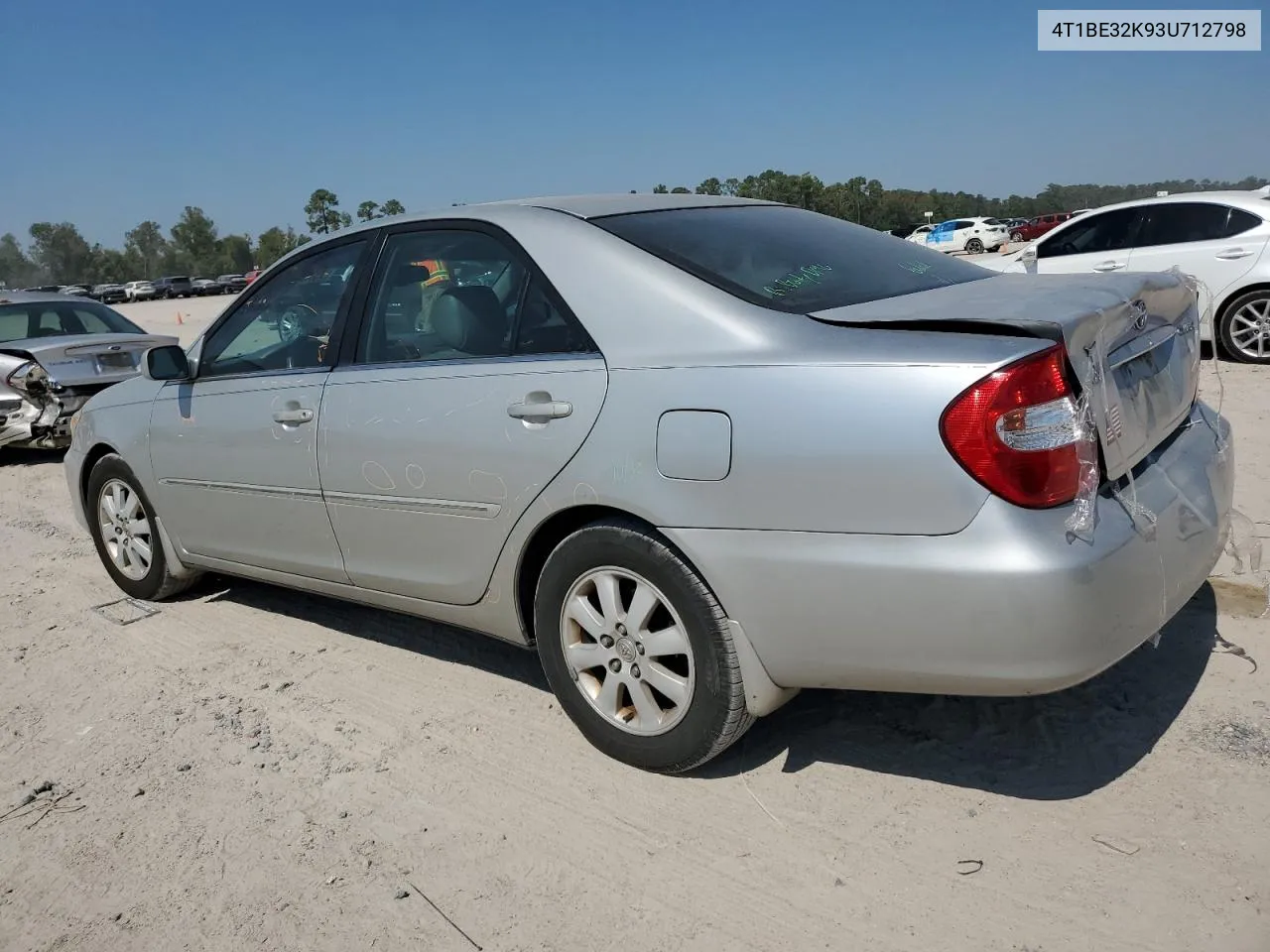 2003 Toyota Camry Le VIN: 4T1BE32K93U712798 Lot: 75722454