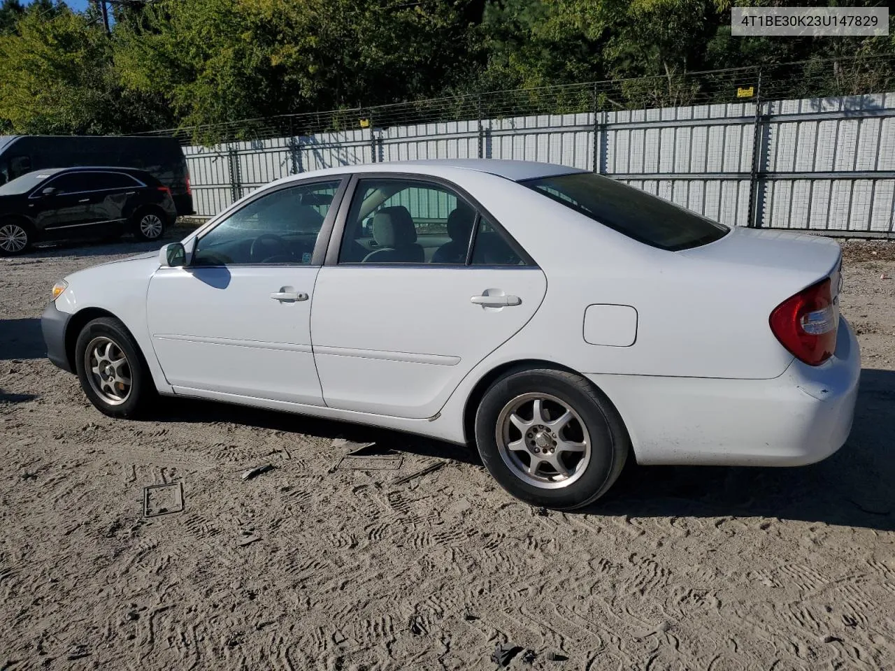 2003 Toyota Camry Le VIN: 4T1BE30K23U147829 Lot: 75740444