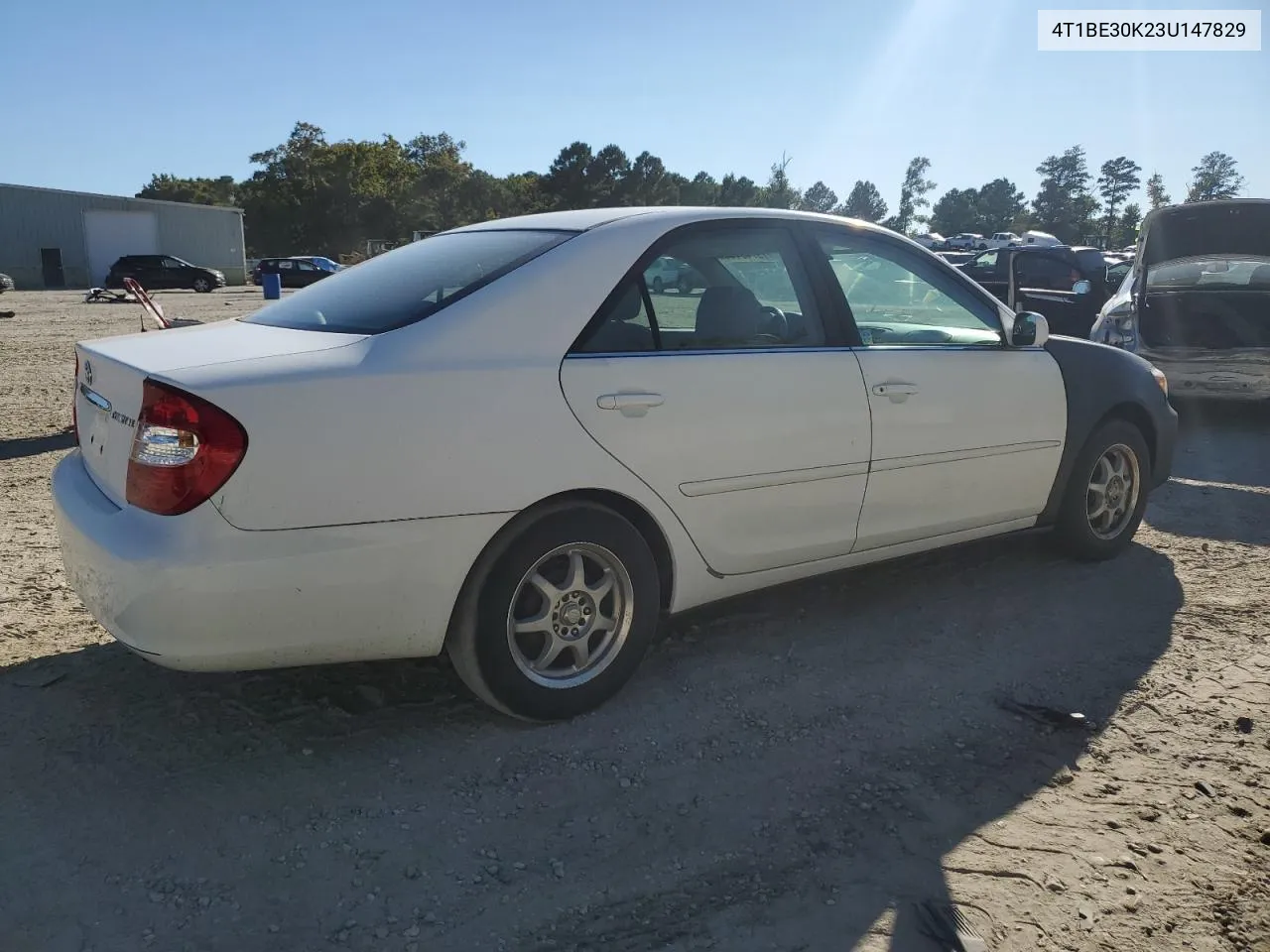 2003 Toyota Camry Le VIN: 4T1BE30K23U147829 Lot: 75740444