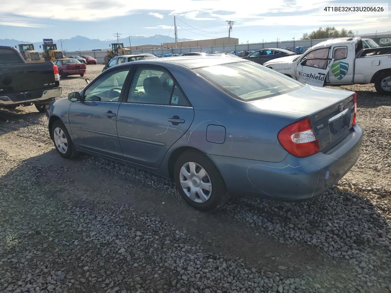 2003 Toyota Camry Le VIN: 4T1BE32K33U206626 Lot: 76312874