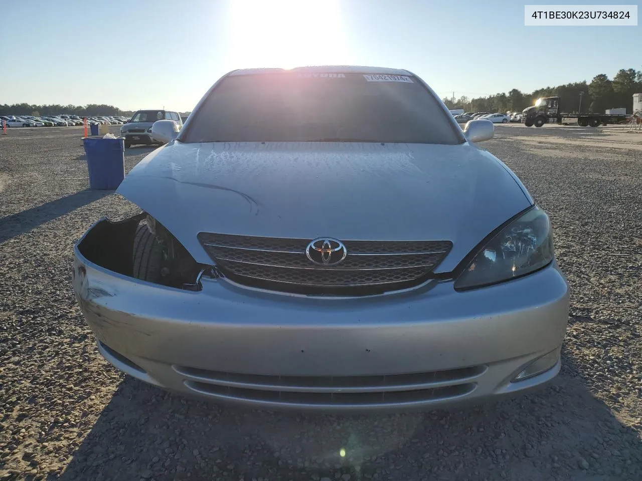 2003 Toyota Camry Le VIN: 4T1BE30K23U734824 Lot: 76421974