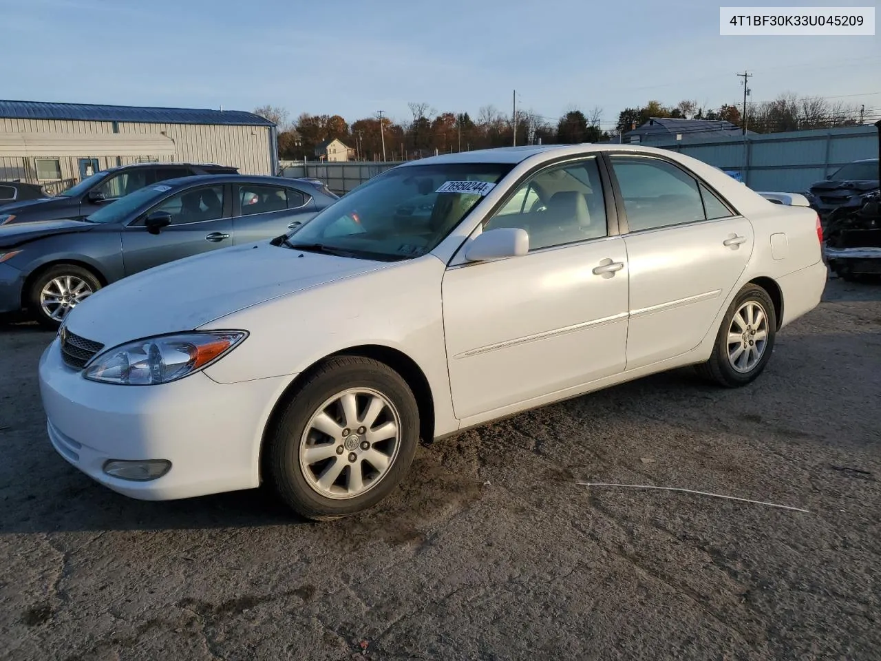 2003 Toyota Camry Le VIN: 4T1BF30K33U045209 Lot: 76950244