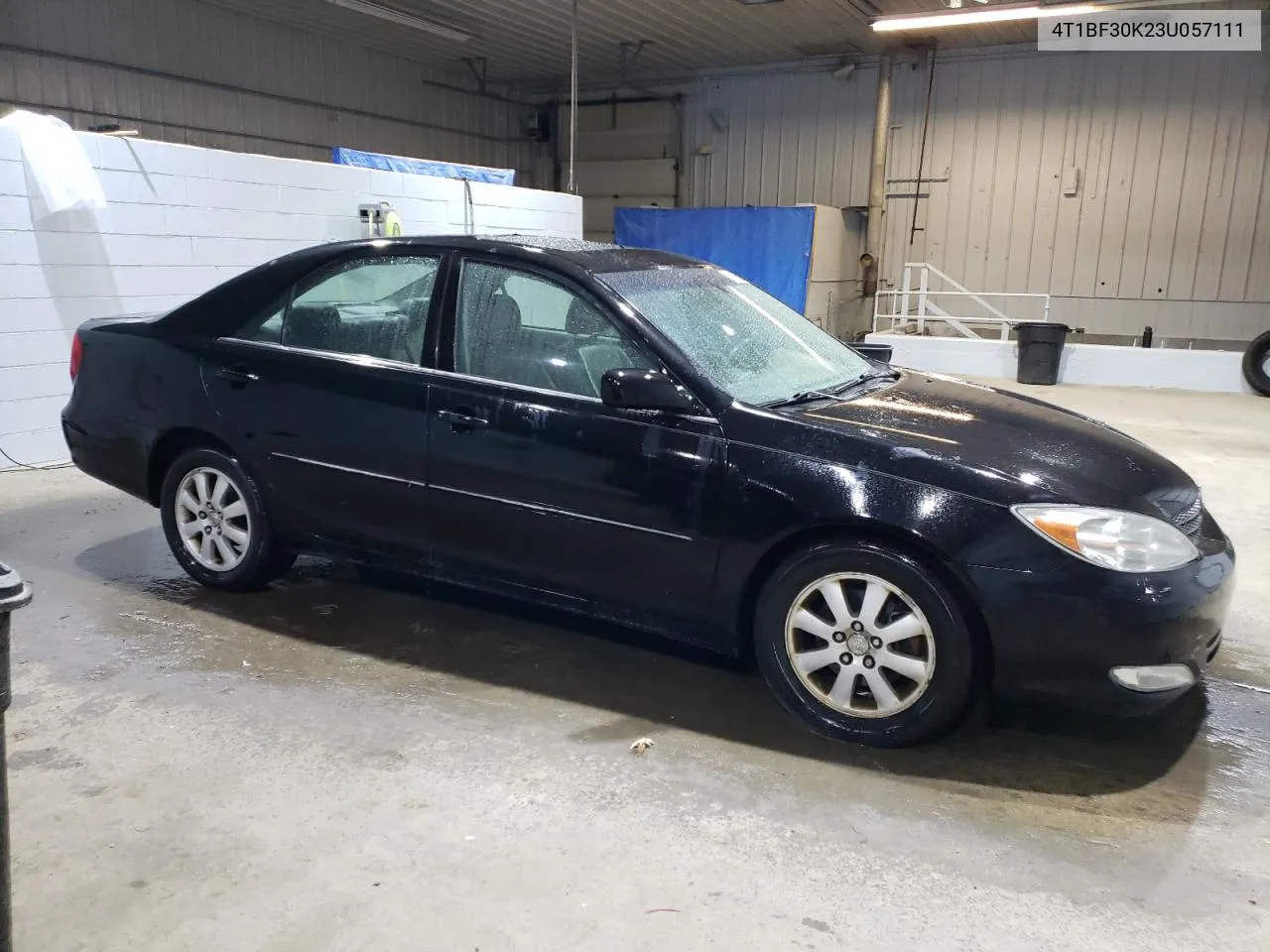 2003 Toyota Camry Le VIN: 4T1BF30K23U057111 Lot: 76963164