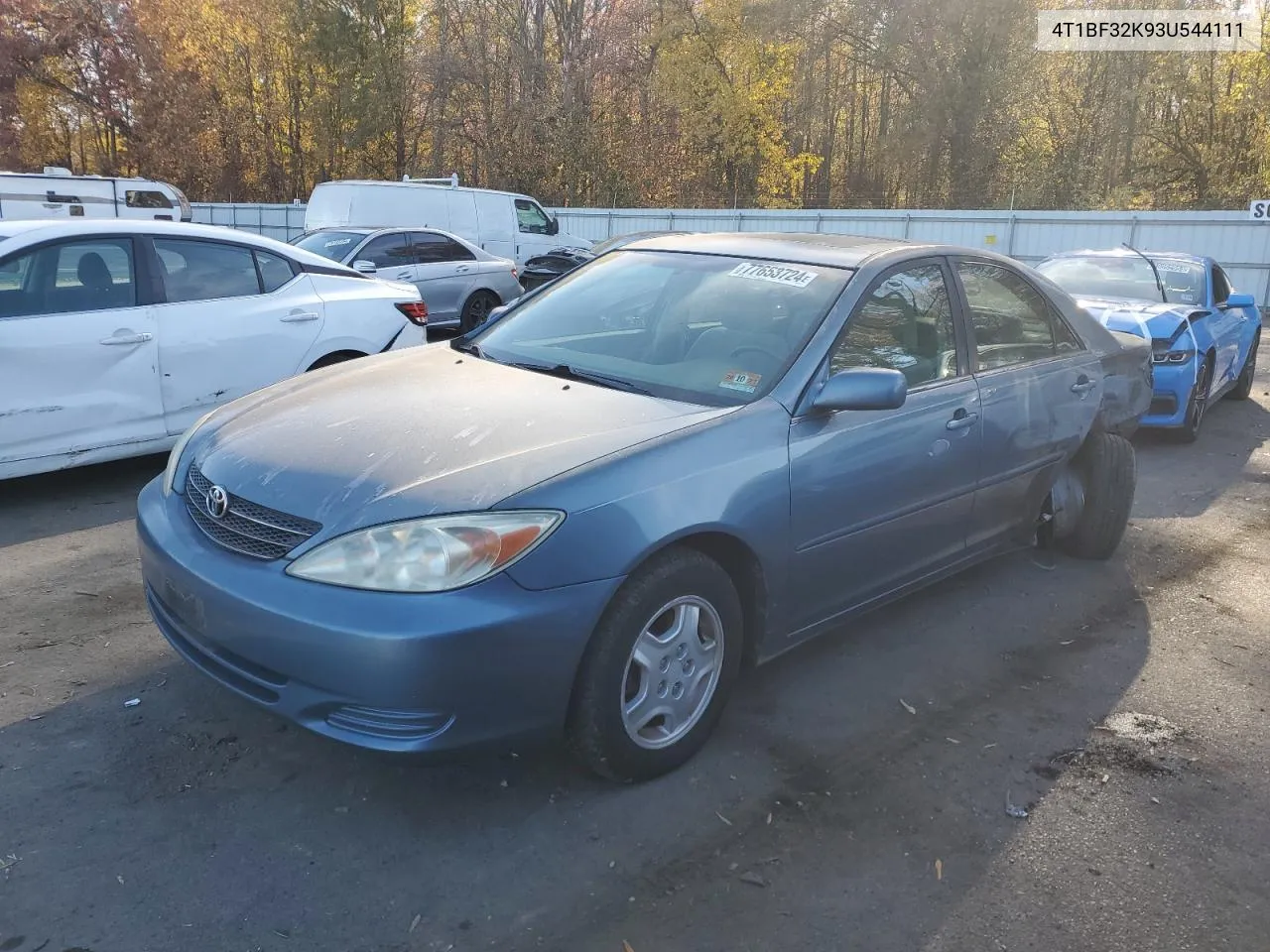 2003 Toyota Camry Le VIN: 4T1BF32K93U544111 Lot: 77653724