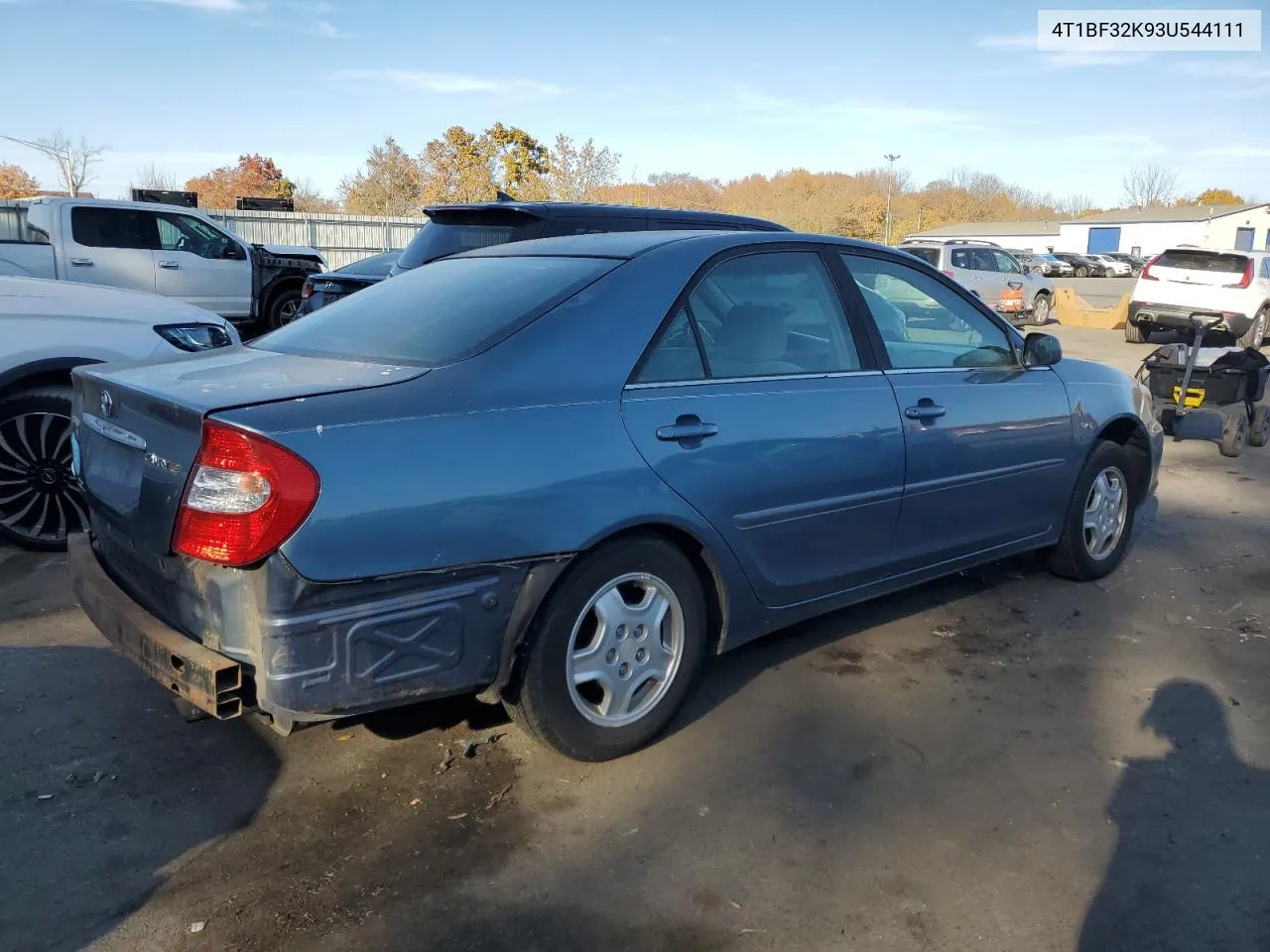 2003 Toyota Camry Le VIN: 4T1BF32K93U544111 Lot: 77653724