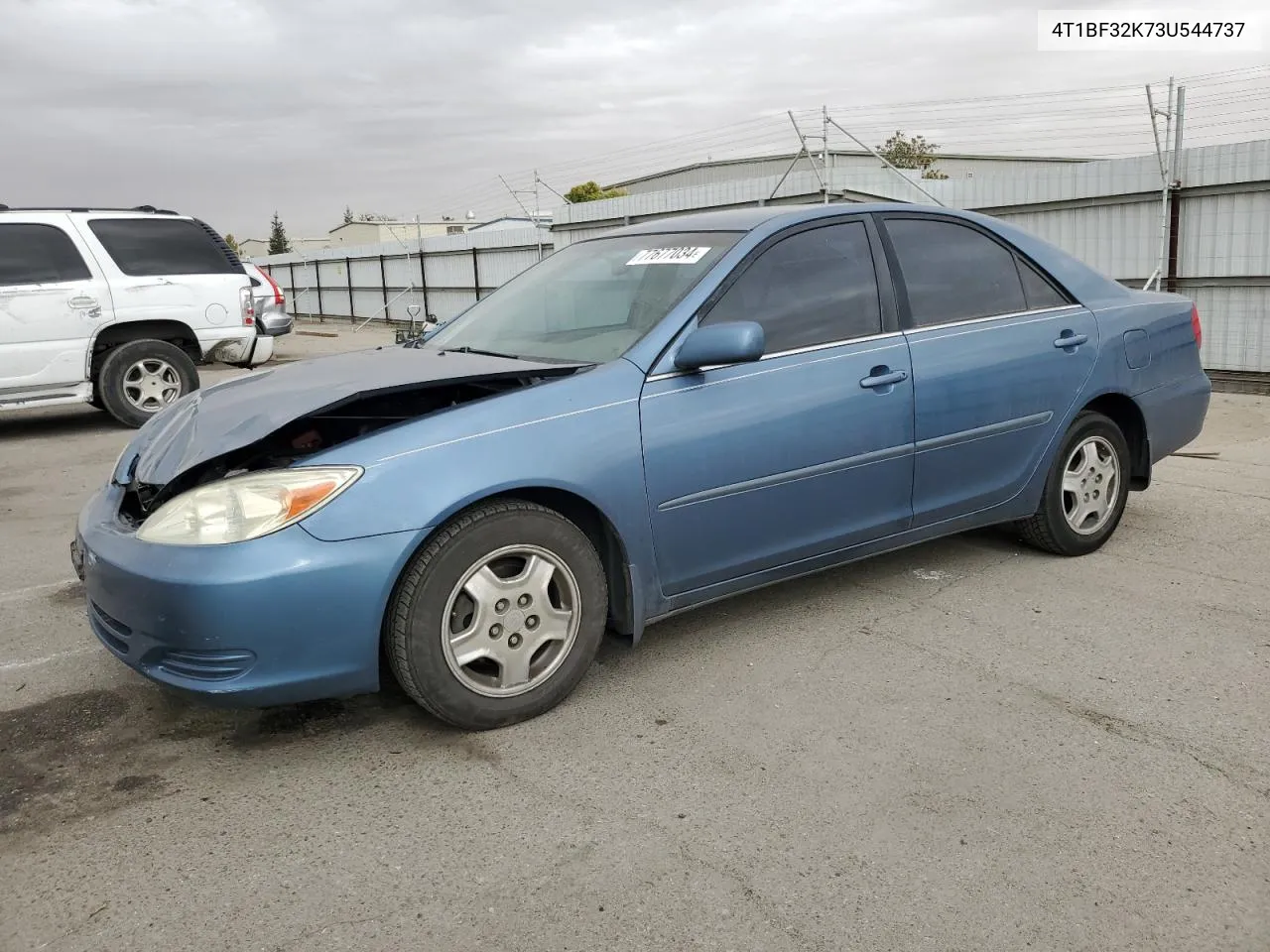 2003 Toyota Camry Le VIN: 4T1BF32K73U544737 Lot: 77677034