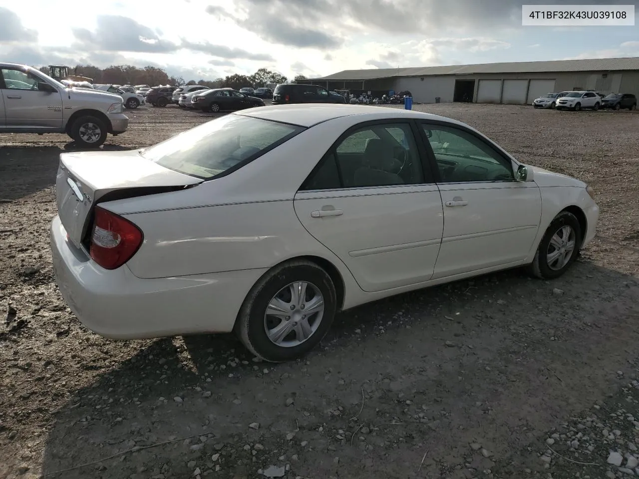 2003 Toyota Camry Le VIN: 4T1BF32K43U039108 Lot: 79087174