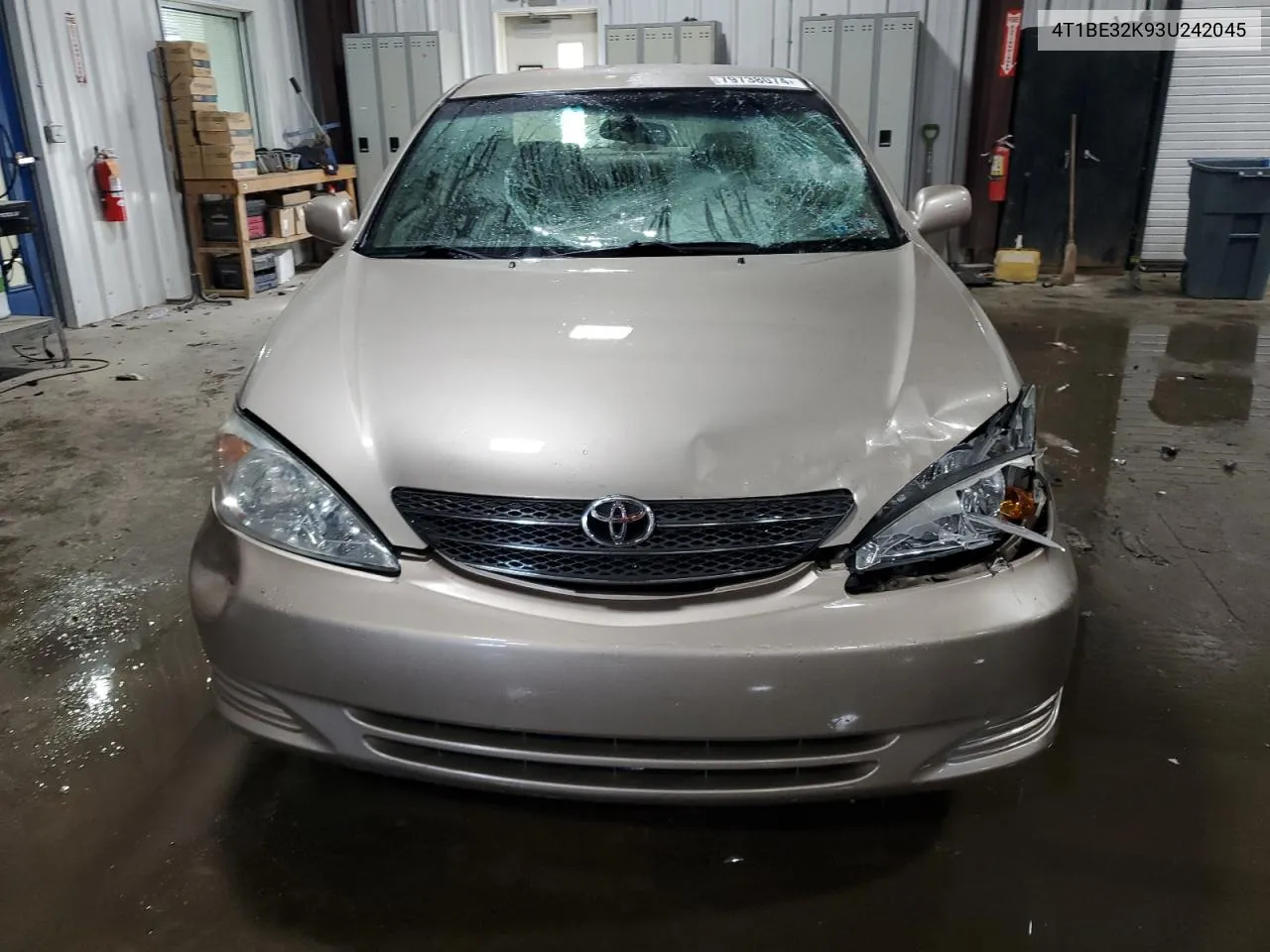 2003 Toyota Camry Le VIN: 4T1BE32K93U242045 Lot: 79738074