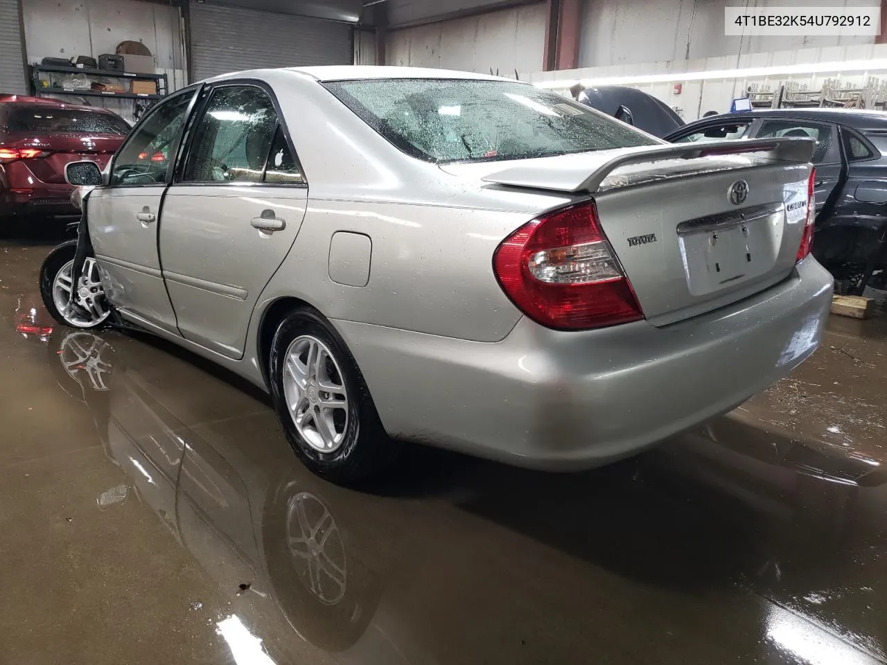 4T1BE32K54U792912 2004 Toyota Camry Le