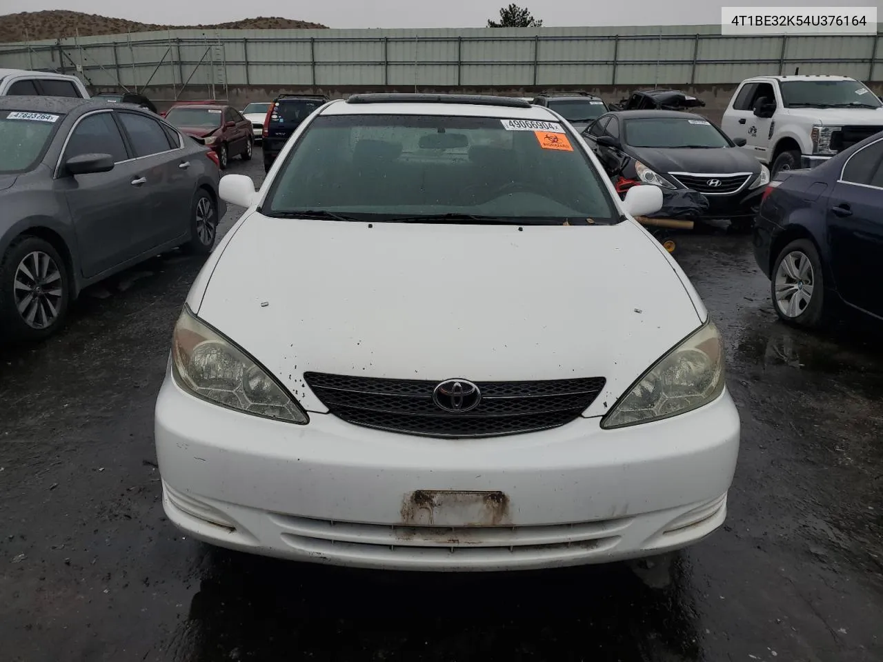 2004 Toyota Camry Le VIN: 4T1BE32K54U376164 Lot: 49066904