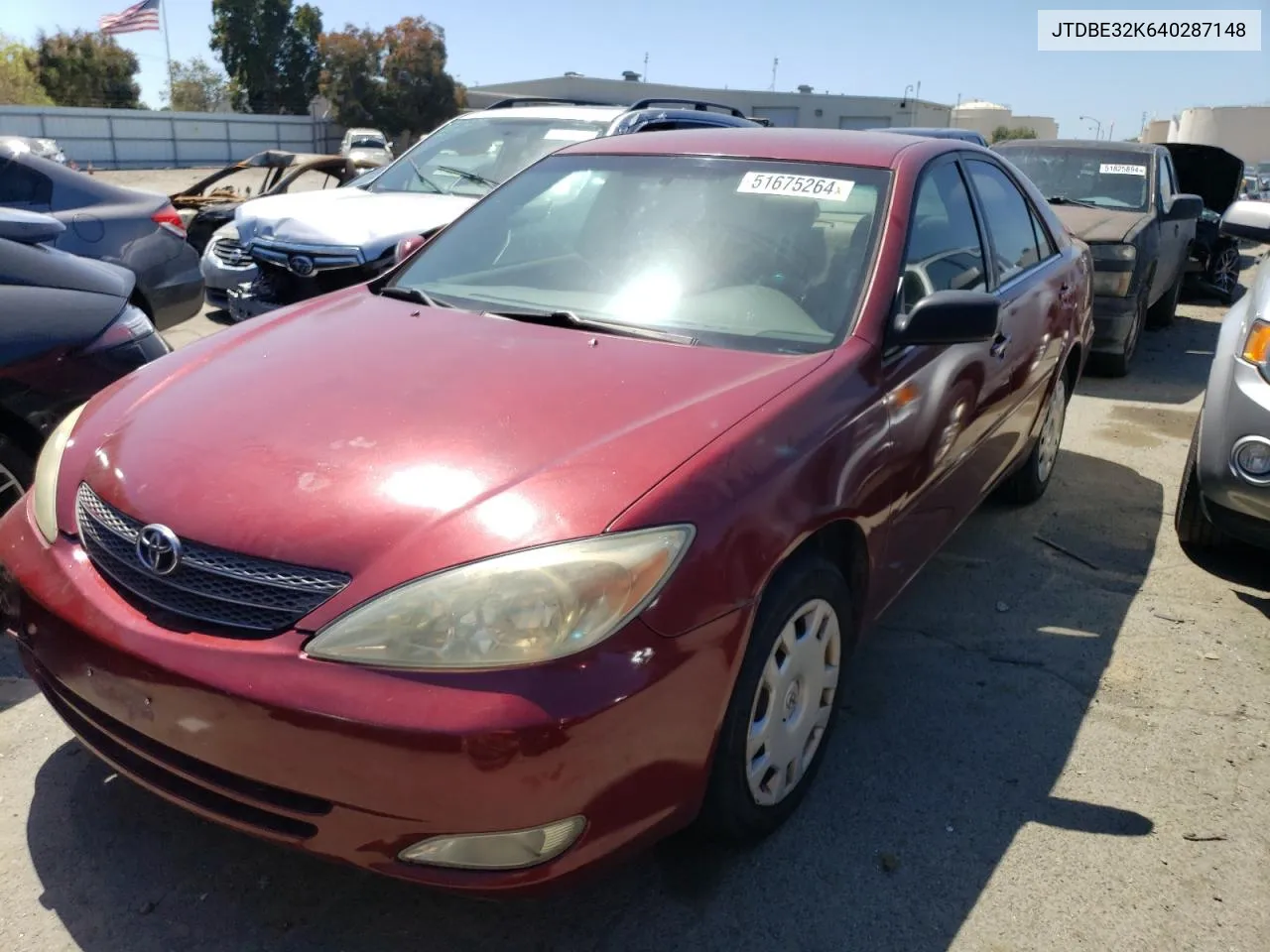 2004 Toyota Camry Le VIN: JTDBE32K640287148 Lot: 51675264