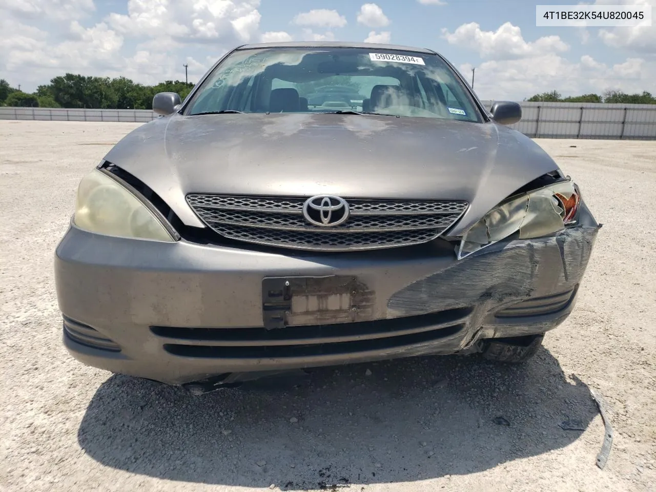 2004 Toyota Camry Le VIN: 4T1BE32K54U820045 Lot: 59028394