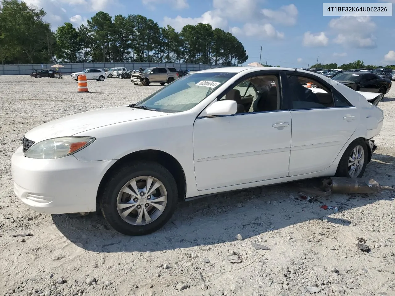 2004 Toyota Camry Le VIN: 4T1BF32K64U062326 Lot: 62006344