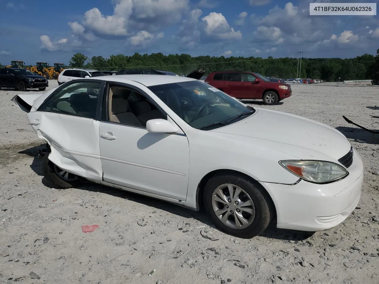 2004 Toyota Camry Le VIN: 4T1BF32K64U062326 Lot: 62006344