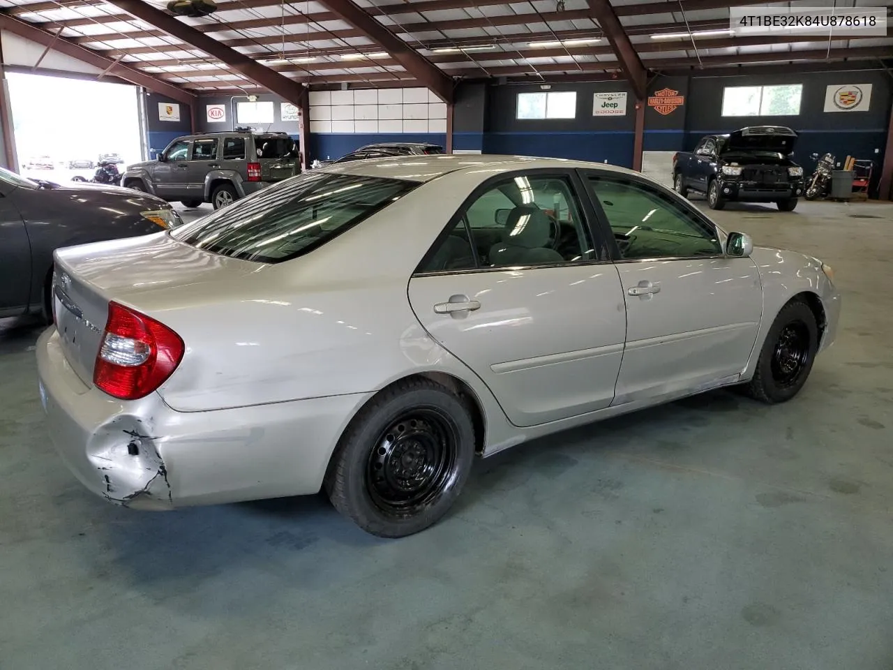 2004 Toyota Camry Le VIN: 4T1BE32K84U878618 Lot: 62246664