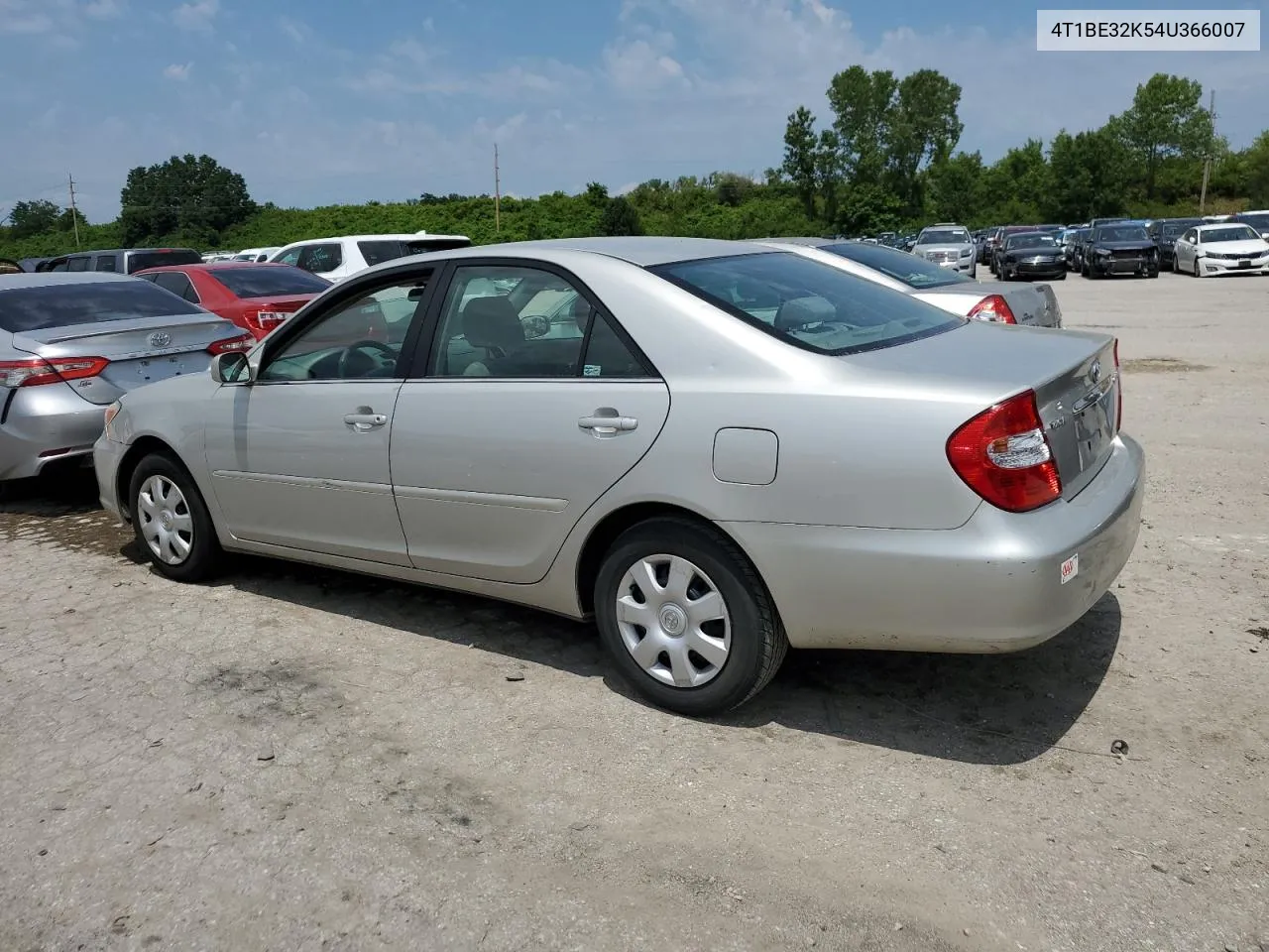 2004 Toyota Camry Le VIN: 4T1BE32K54U366007 Lot: 62746444