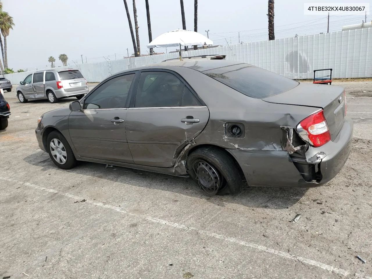 2004 Toyota Camry Le VIN: 4T1BE32KX4U830067 Lot: 62893124