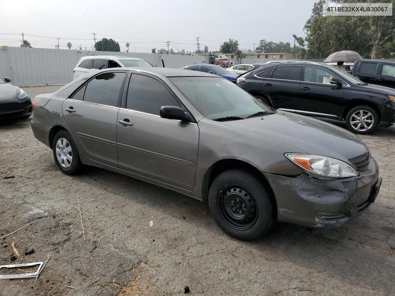 2004 Toyota Camry Le VIN: 4T1BE32KX4U830067 Lot: 62893124