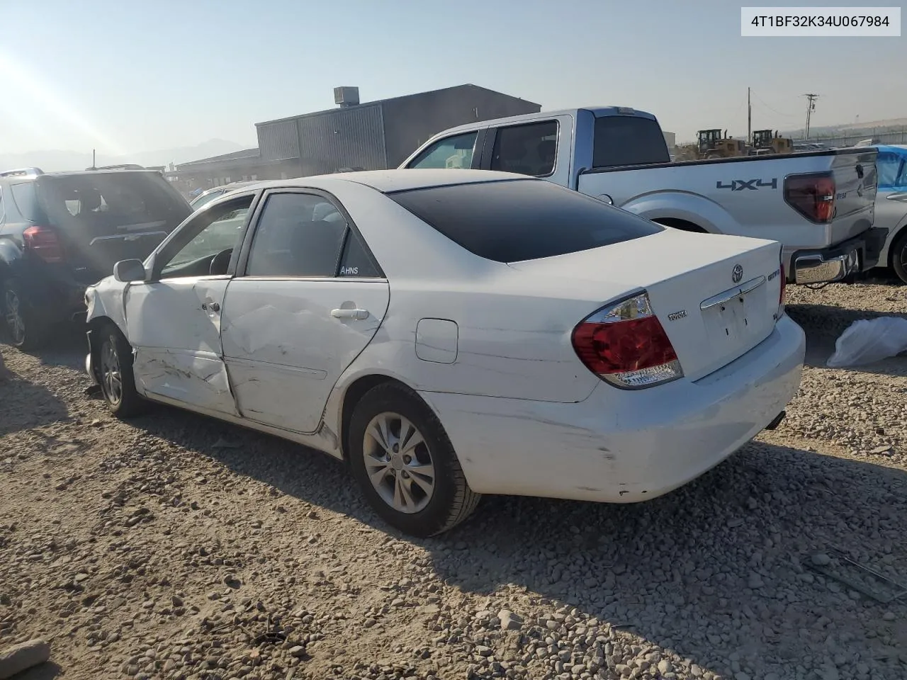 2004 Toyota Camry Le VIN: 4T1BF32K34U067984 Lot: 65731294