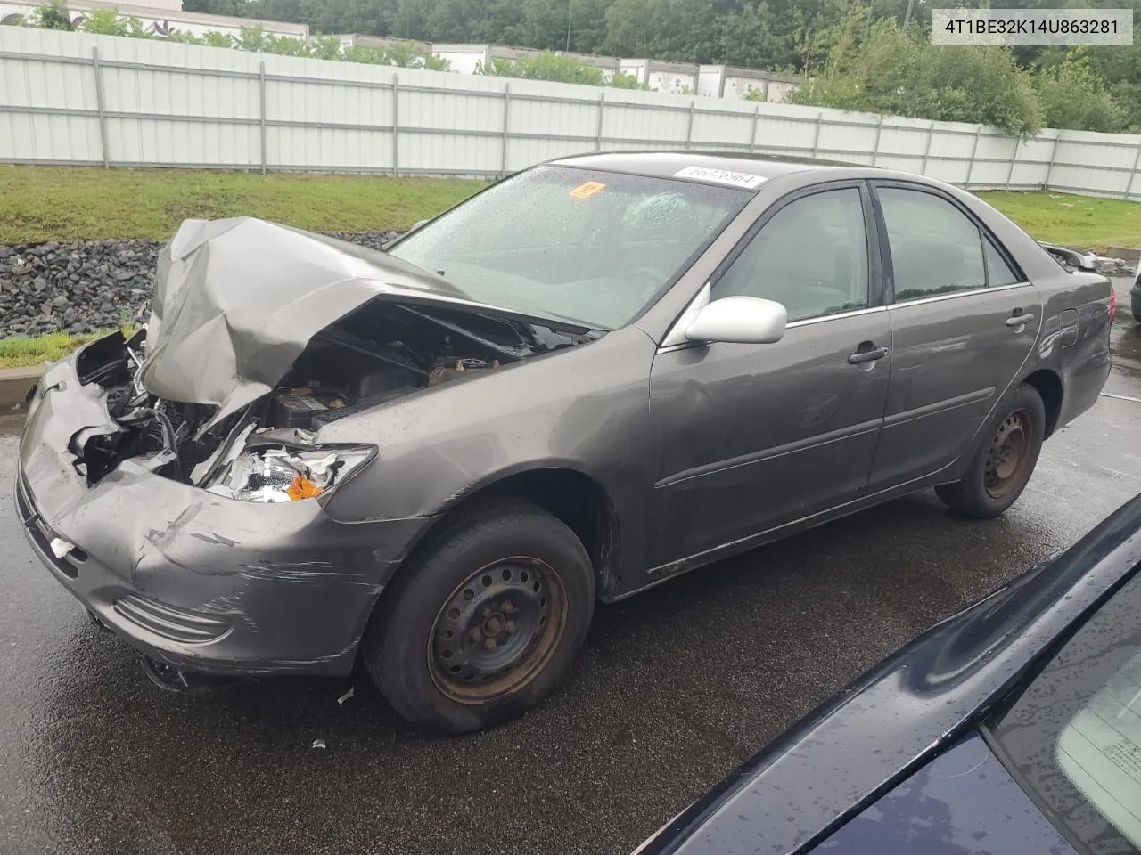 4T1BE32K14U863281 2004 Toyota Camry Le