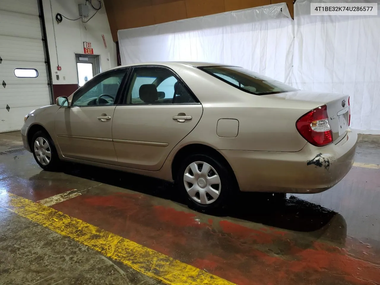 2004 Toyota Camry Le VIN: 4T1BE32K74U286577 Lot: 66609484