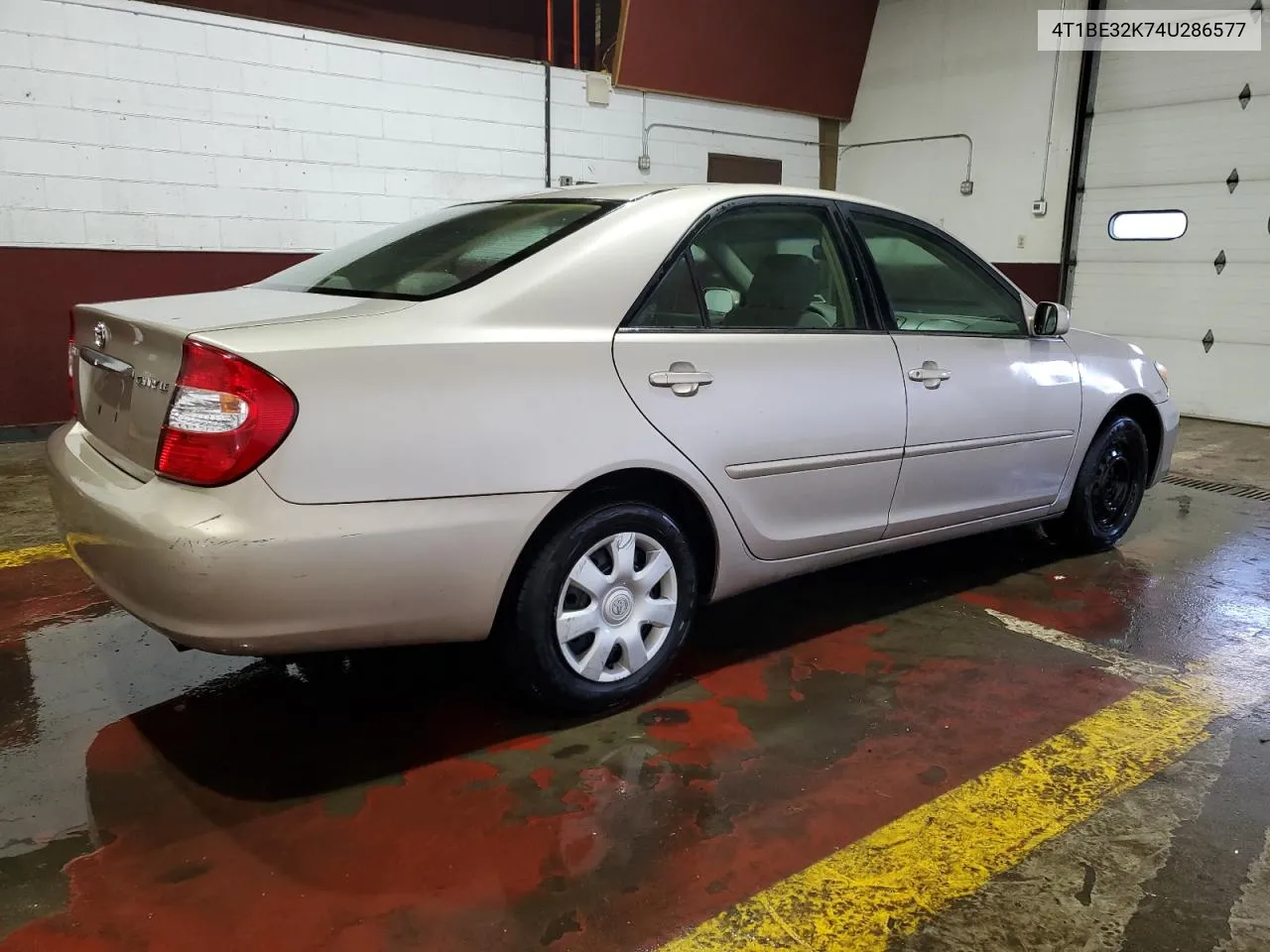 2004 Toyota Camry Le VIN: 4T1BE32K74U286577 Lot: 66609484