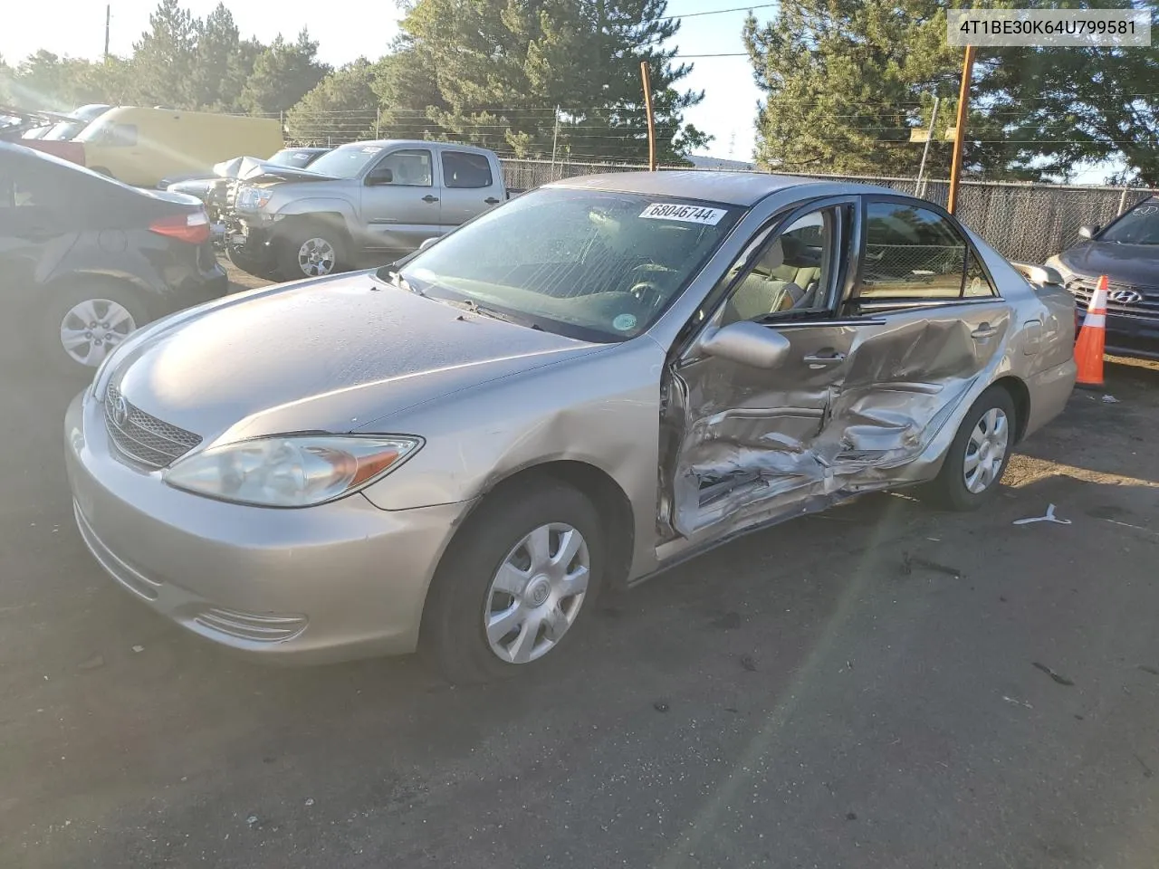 2004 Toyota Camry Le VIN: 4T1BE30K64U799581 Lot: 68046744