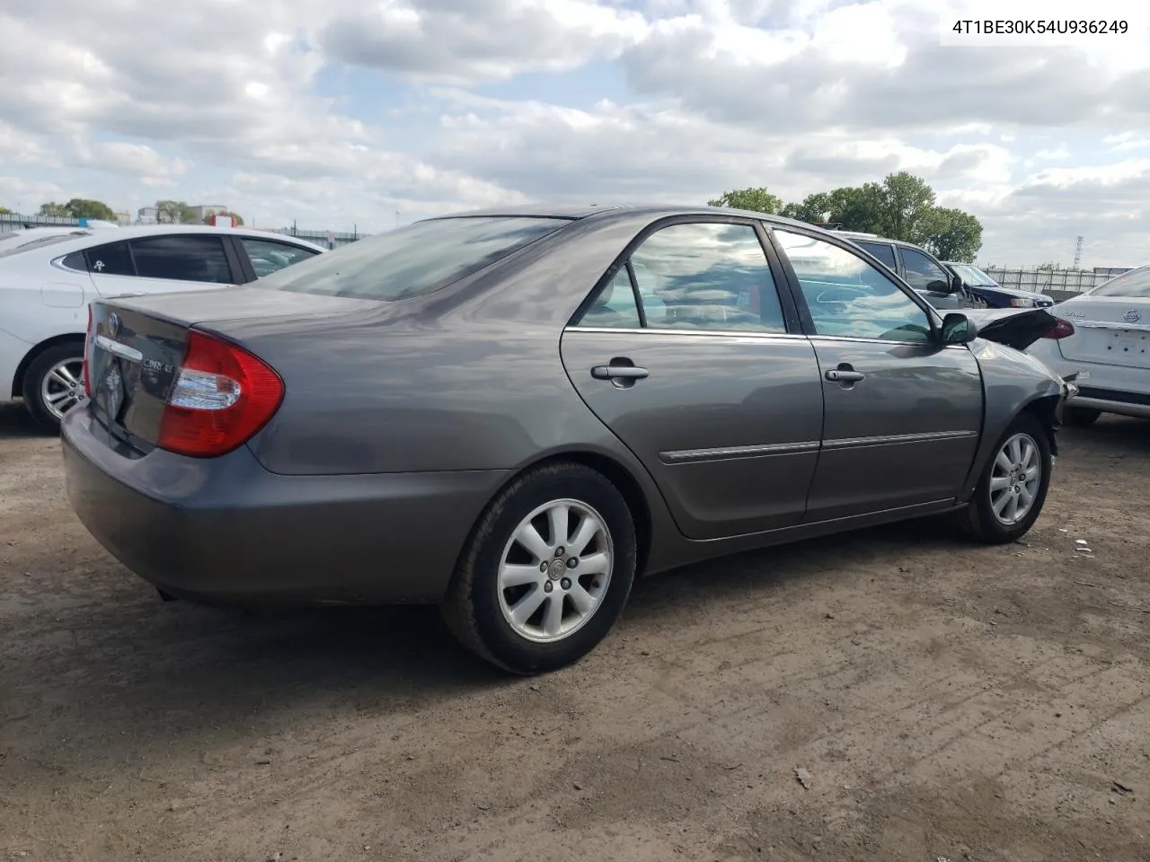 2004 Toyota Camry Le VIN: 4T1BE30K54U936249 Lot: 68101204