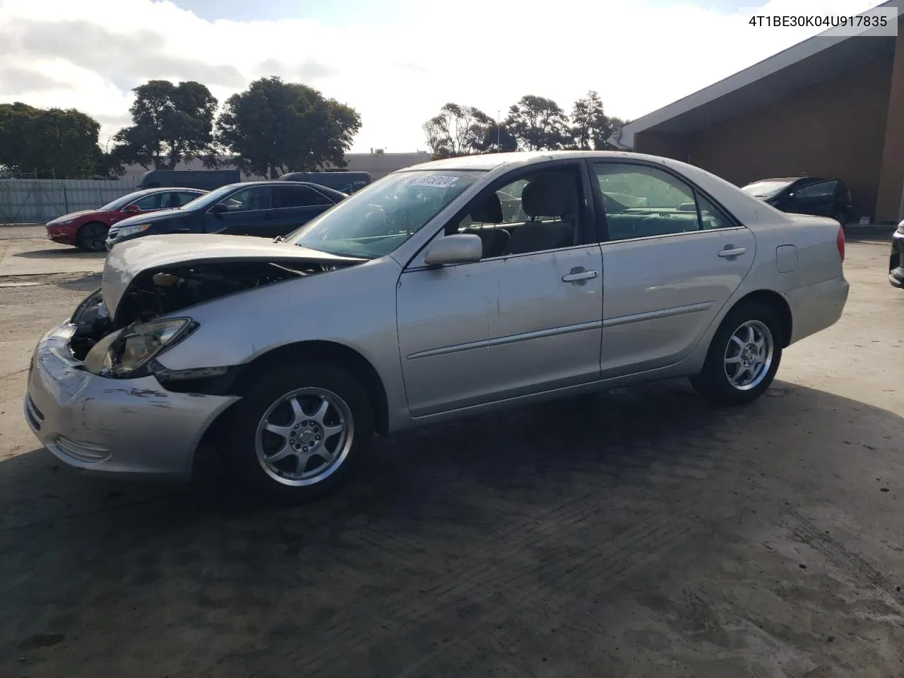 2004 Toyota Camry Le VIN: 4T1BE30K04U917835 Lot: 68150124