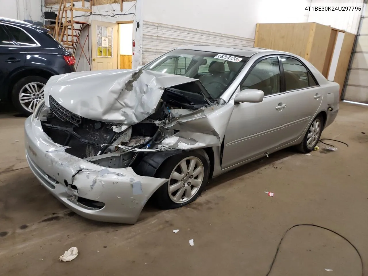 2004 Toyota Camry Le VIN: 4T1BE30K24U297795 Lot: 68250124