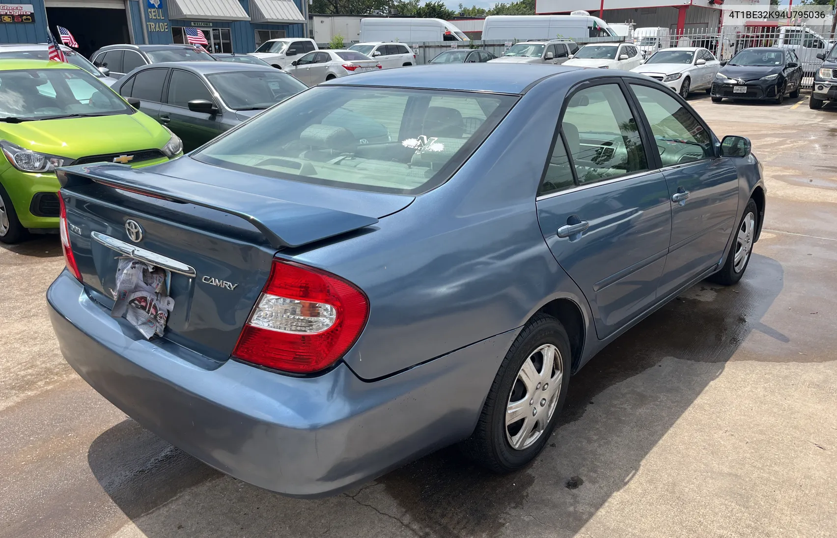 2004 Toyota Camry Le VIN: 4T1BE32K94U795036 Lot: 69271424