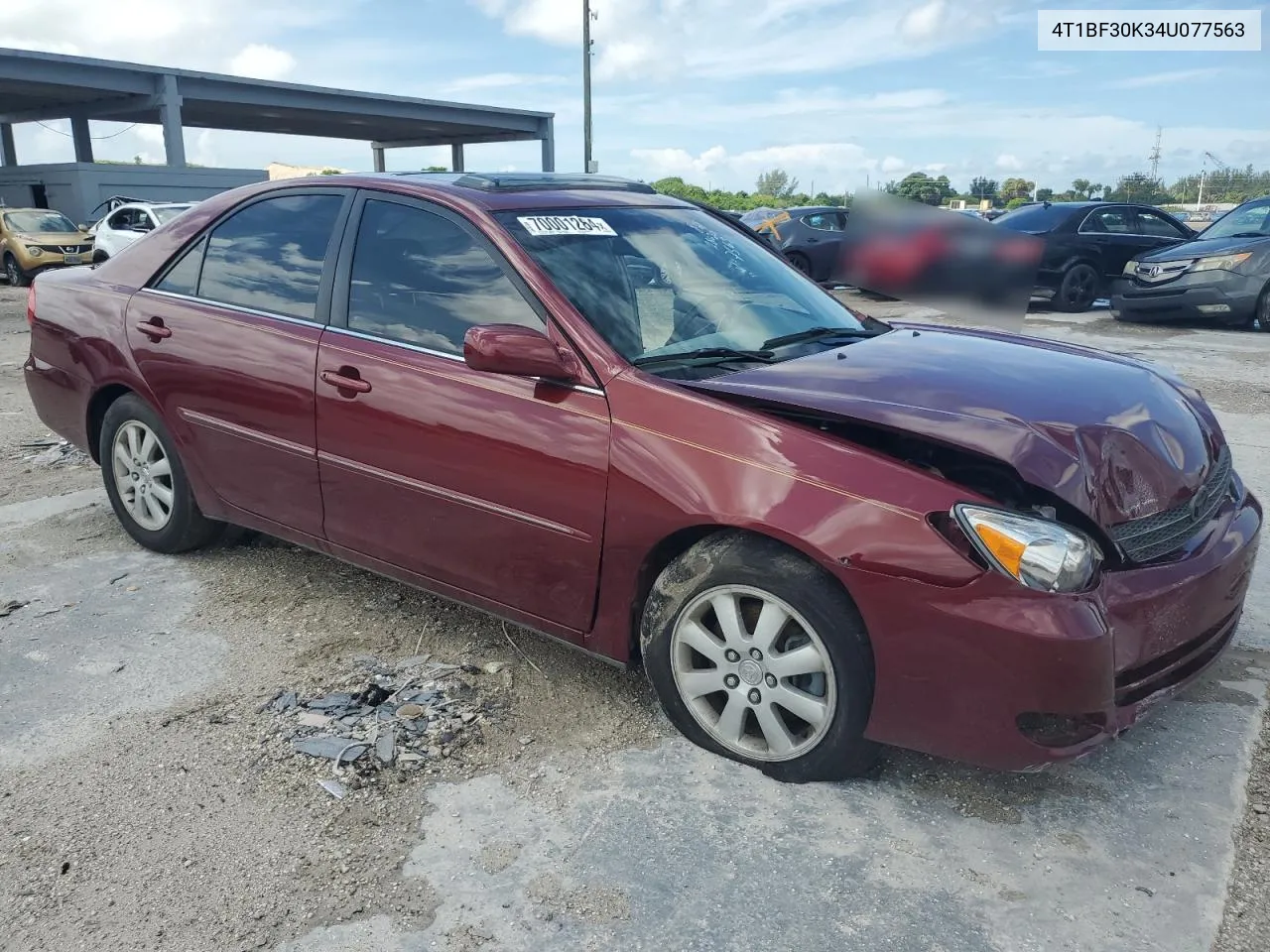 2004 Toyota Camry Le VIN: 4T1BF30K34U077563 Lot: 70001284