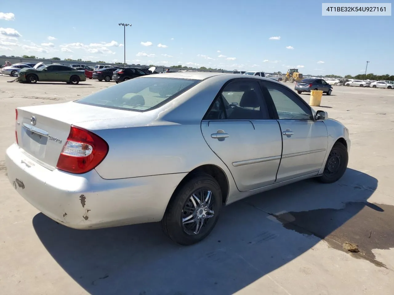 2004 Toyota Camry Le VIN: 4T1BE32K54U927161 Lot: 70014504