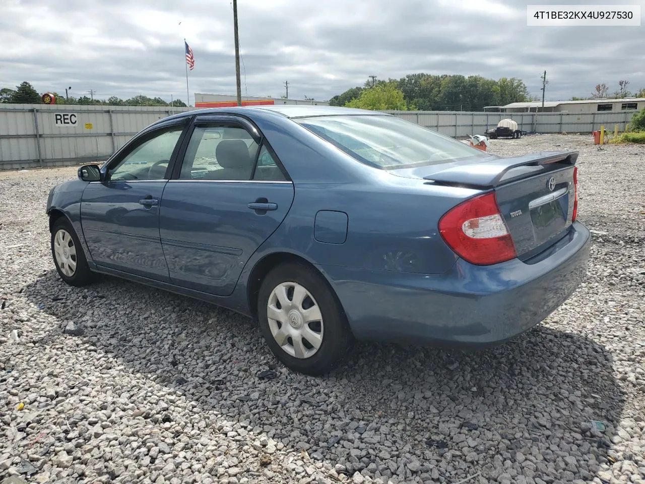 2004 Toyota Camry Le VIN: 4T1BE32KX4U927530 Lot: 70247084