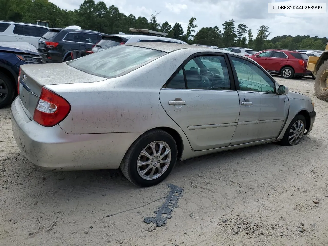 2004 Toyota Camry Le VIN: JTDBE32K440268999 Lot: 70320074