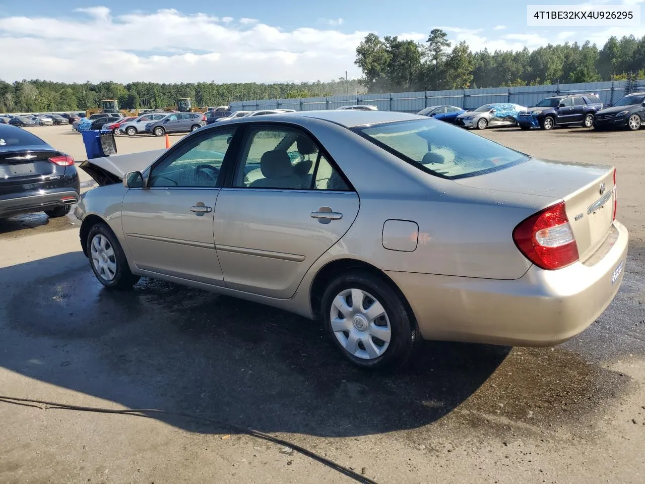 4T1BE32KX4U926295 2004 Toyota Camry Le