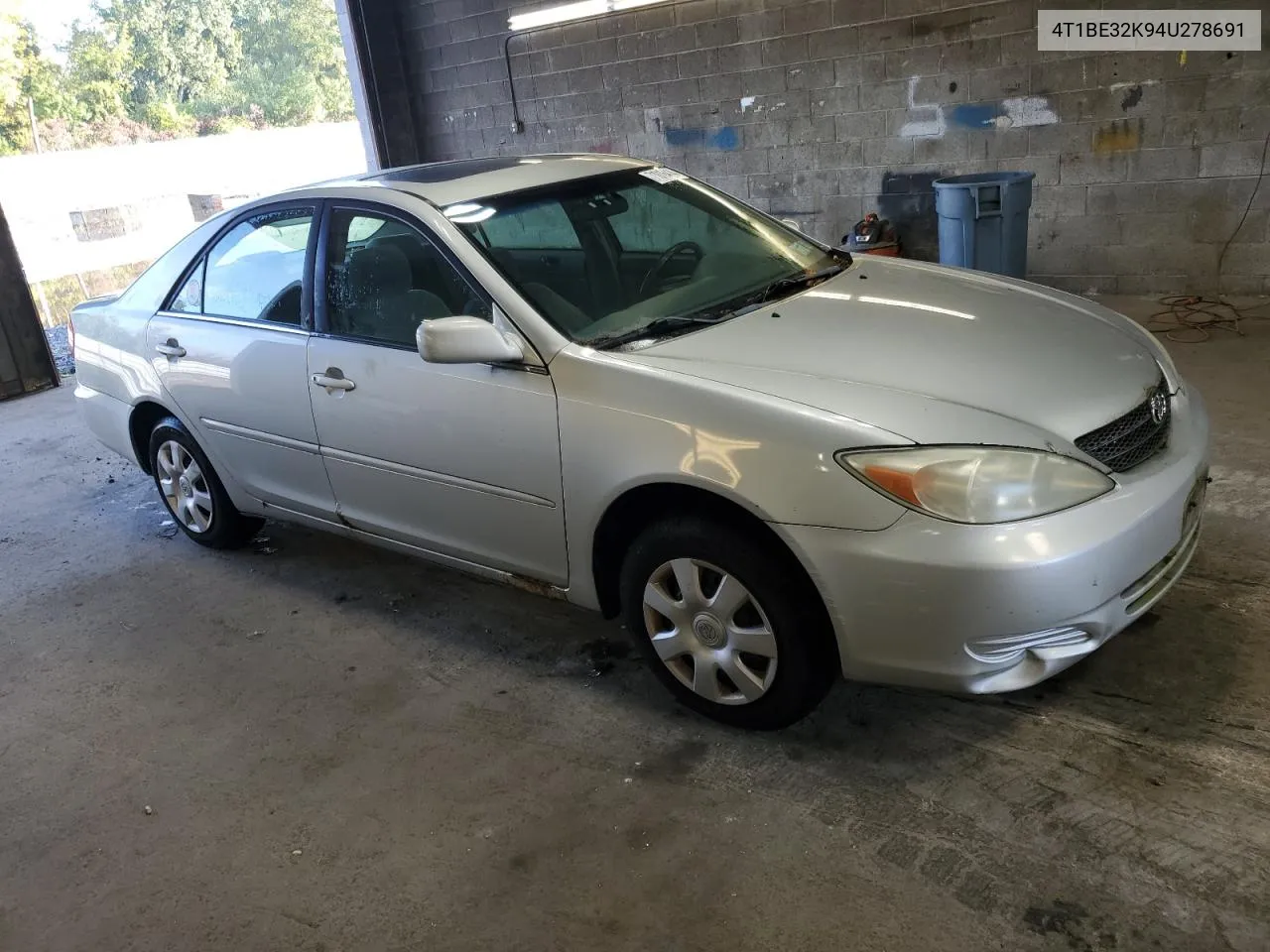 2004 Toyota Camry Le VIN: 4T1BE32K94U278691 Lot: 71016414